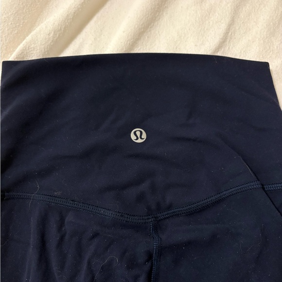lululemon athletica Pants - Chick lululemon capri leggings.